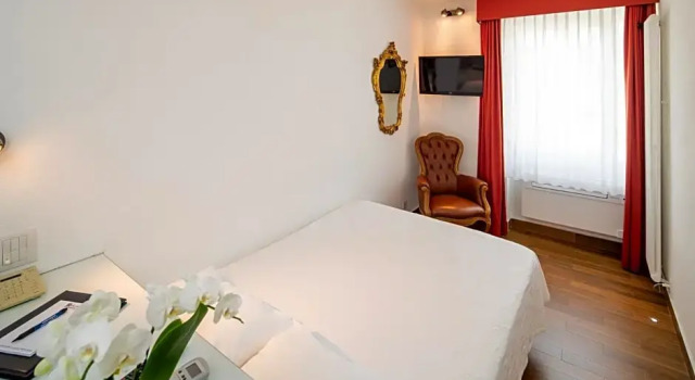 Номер Superior Hotel Campione
