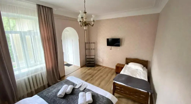 Dato Khetaguri Apartment, Rezerwuj Apartament Hotele w Mtkheta-Mtianeti z parkingiem, Parking