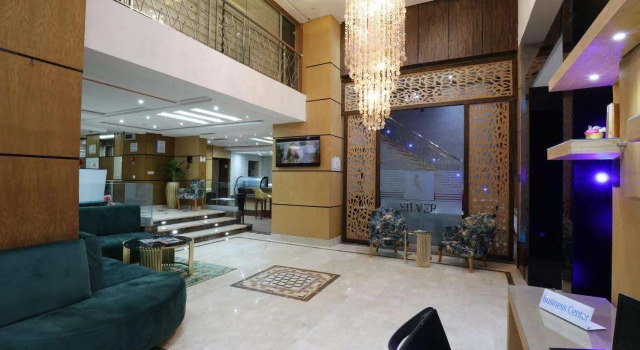 Silver Suites Hotel Casablanca, Забронировать Курортный отель Отели Касабланки с бассейном, рядом с Italian Chamber of Commerce and Industry of Morocco, Бассейн