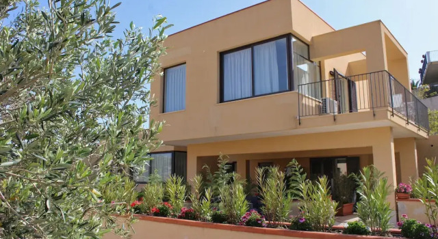 Villa Nina Apartments, Book Apartment Hotels in Sicily with a Pool, Swimming Pool