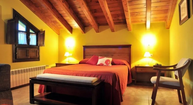 Четырёхместный номер Superior Hostal Europa