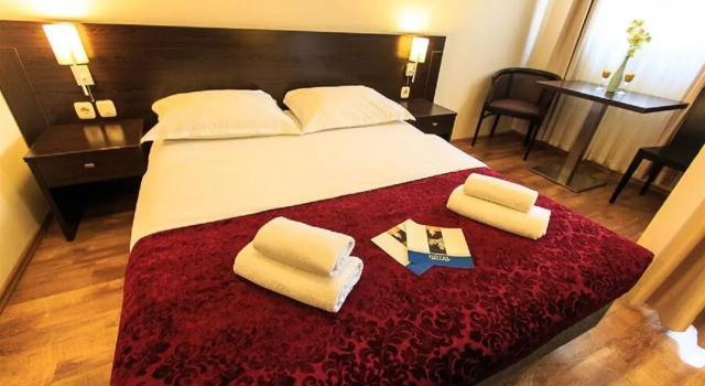 Hotel Lucic, Book Hotel Billige hoteller i Budva