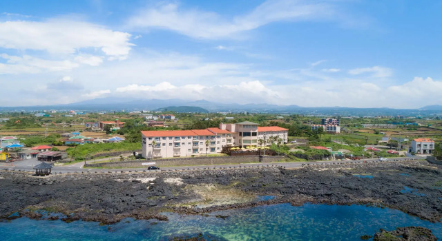 Номер Deluxe Kensington Resort Jeju Hanlim
