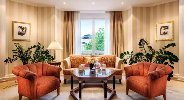 Люкс Presidential Hotel Nassauer Hof