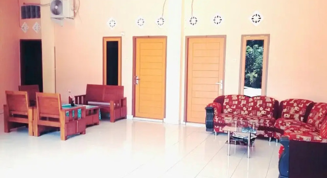 Wisma Dhana, Book Hotel Praya Lombok