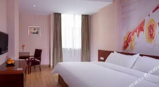 Люкс Business Vienna Hotel (Foshan Nanhai Movie and TV City)