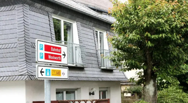 Ferienwohnung Sophia's 4.0, Забронировать Отель Отели в центре Брилон, в центре