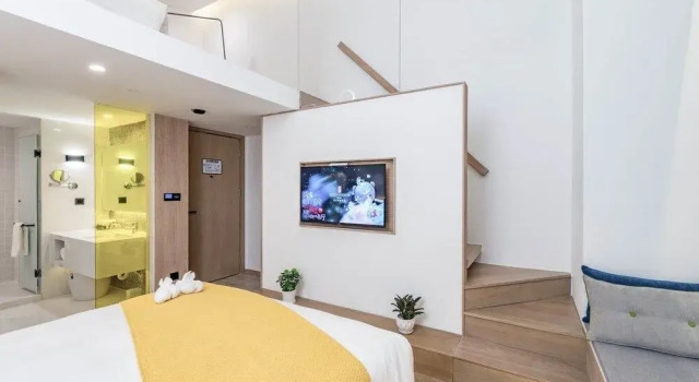Rezen Sunbow Hotel
