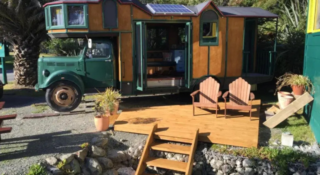 Номер Standard с красивым видом из окна Punakaiki Beach Hostel