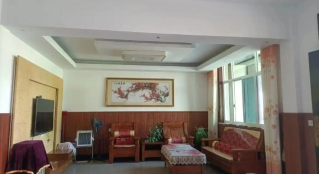Xiaoqiao Liushui Farmhouse