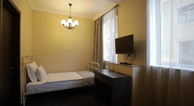Номер Economy Redline Hotel