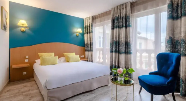 Номер Comfort Auberge du Poids Public Logis Hotel