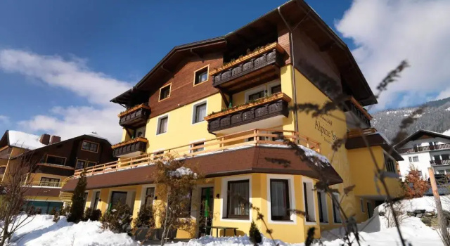 Апартаменты Alpine Spa Residence
