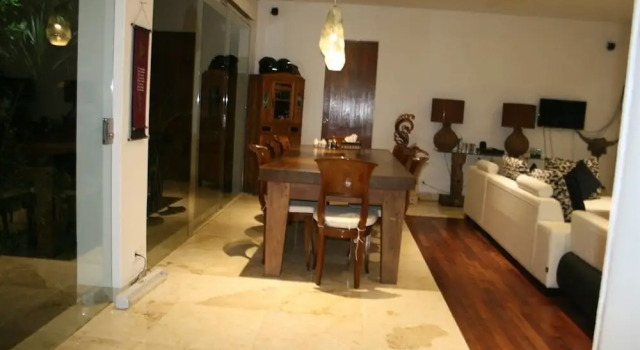 Вилла Deluxe Villa Pantai Lovina