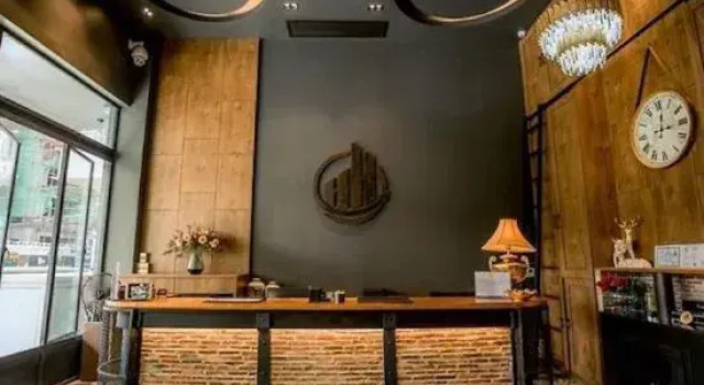 Check Inn Phnom Penh BKK1