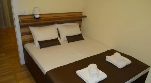 Apartments Bohemia - Center, Buchen Sie Ferienwohnung Čajetina 