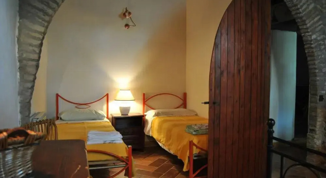 Il Pausillo Agriturismo, Book Hotel Hoteller i Paciano med parkering, Parkering