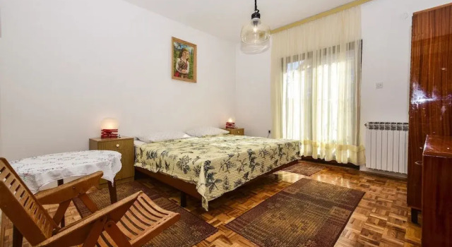 Apartments Milenko / Three Bedrooms A2