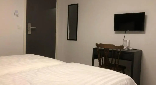 Номер Comfort Mimosa Hotel