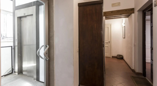 Salomone Apartment 13 With Terrace by Wonderful Italy