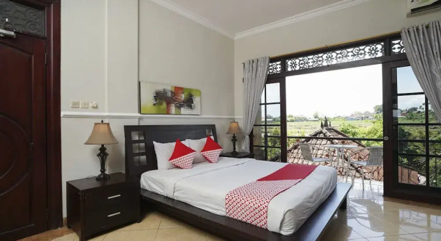 Номер Executive OYO 2321 Griya Shanti Homestay