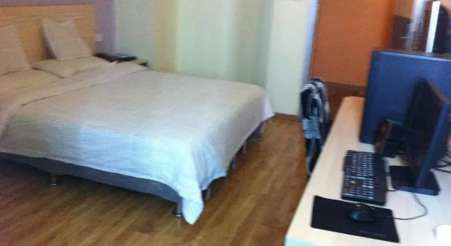 Mingdian Business Hotel