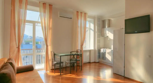 Апартаменты c 1 комнатой BestKievApartment на Площади Независимости