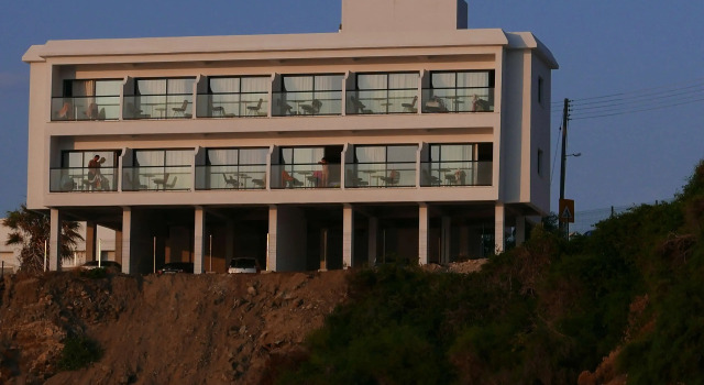 E.J. Pyrgos Bay Hotel