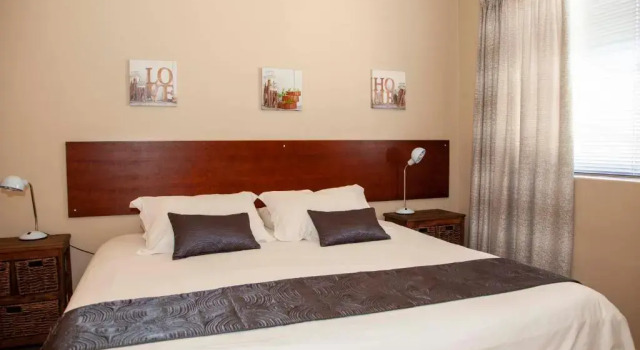 Люкс 80 Kendal Self-Catering Guest House