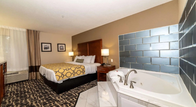 Двухместный люкс Baymont by Wyndham Caddo Valley/Arkadelphia