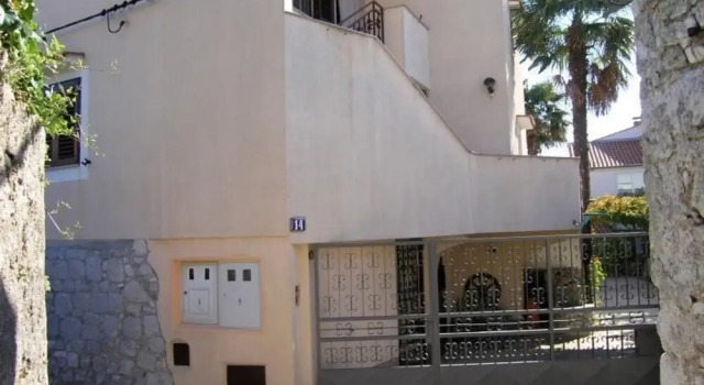 Apartment Sandra Krk, Забронировать Апартаменты/квартира Крк остров Крк, рядом с Krk Harbour