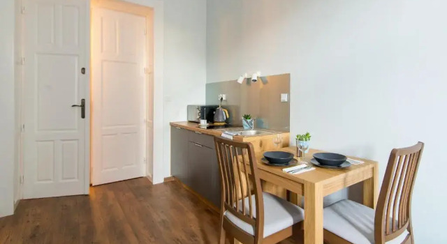 Oak Tree Old Town Apartments, Забронировать Апартаменты/квартира Старый город Краков, рядом с Базилика святой Марии