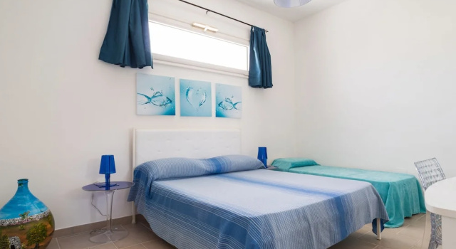 Семейный коттедж с 2 комнатами Lido Marini Seahouses