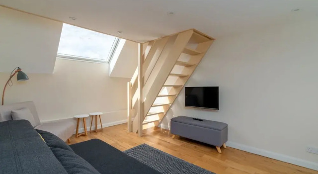 Beautiful 1 Br Home Near River Thames Fits 4, Забронировать Отель Отели Англии 3 звезды, 3*