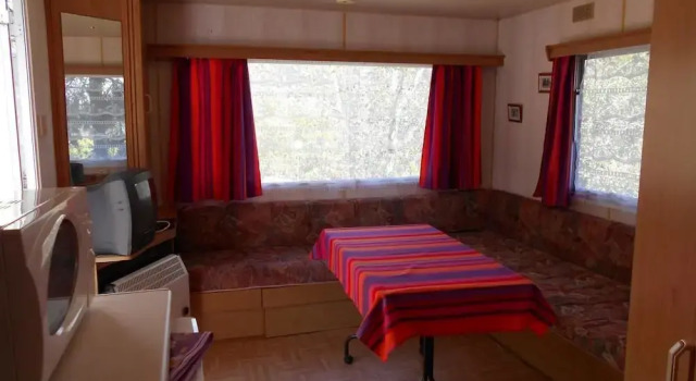 Camping Bellevue, Rezerwuj Pole kempingowe Ria-Sirach Corbières