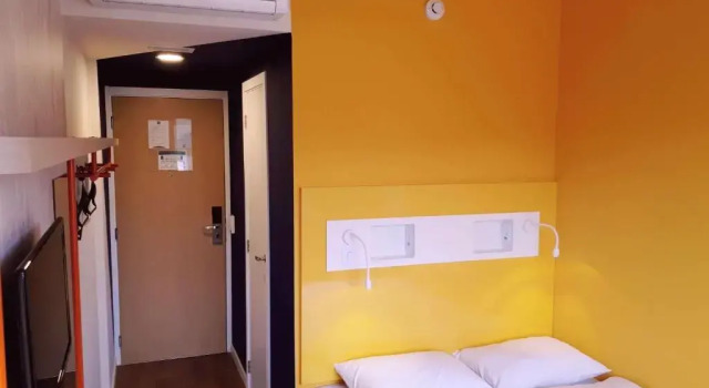 Номер Standard ibis budget Manhuaçu