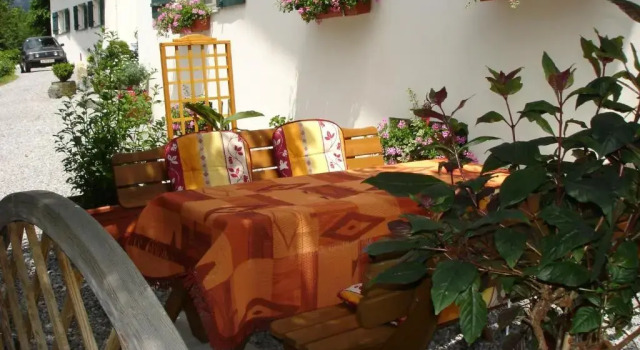 Ferienhaus Büsch, Book Hotel Hotels in Vorarlberg with Parking, Parking