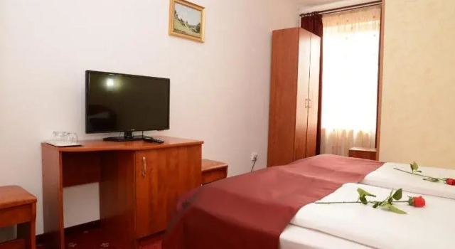 Pension Lion, Varaa Hotelli Sibiu 
