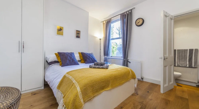 Wilde Victorian Room & private Bathroom