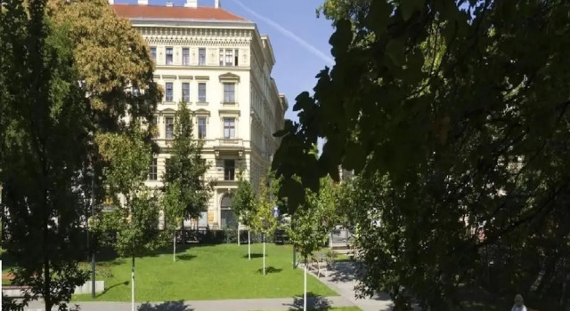Апартаменты Apartment Rudolfspark Check in 15h to 22h Only