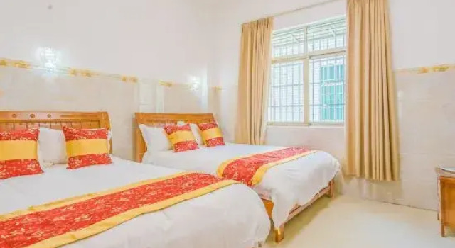 Люкс Deluxe с 3 комнатами Hongshanhu Holiday Apartment