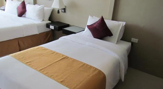 Трёхместный номер Superior с видом на море The Front Hotel and Apartments