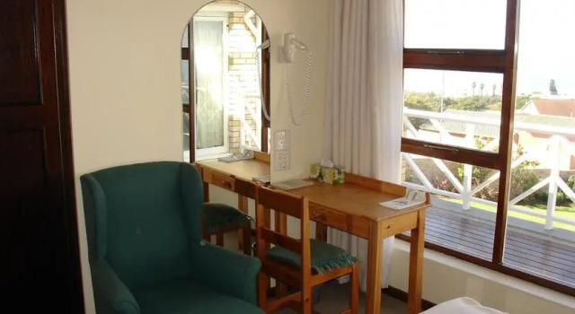 On The Bay Guesthouse, Забронировать Отель Отели Route 62 3 звезды, 3*