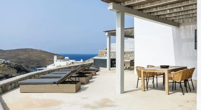 Люкс Executive The Mykonist Merchia Beach Villas & Suites