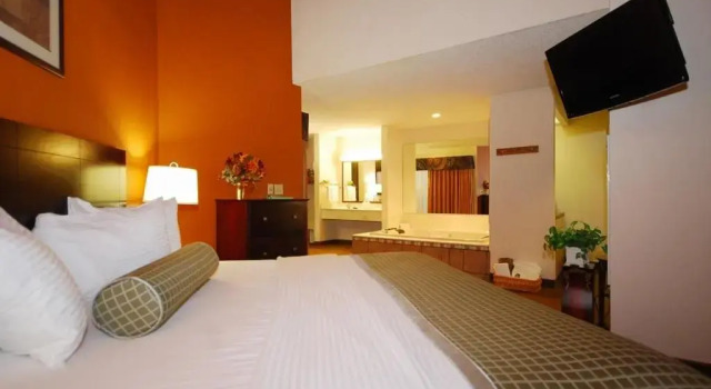 Люкс Baymont by Wyndham Delaware