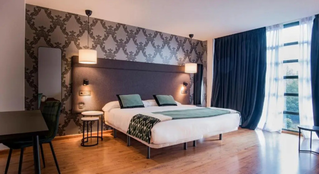 Полулюкс Hotel Mirador de la Cepada