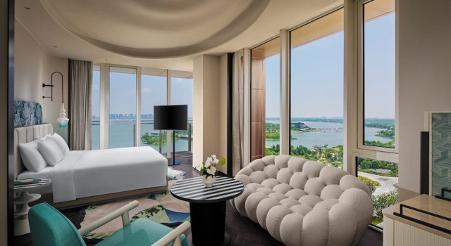 Двухместный номер Standard с балконом Hotel Indigo Shanghai Harbour City by IHG