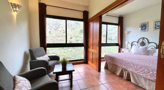 Полулюкс Suites Los Telares