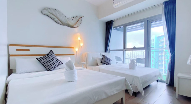 Deluxe Apartment Balcony with Seaview