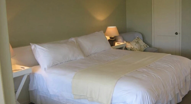 Coral Tree Colony Bed & Breakfast, Забронировать Отель Саутбрум Durban South Coast, рядом с Southbroom Golf Club
